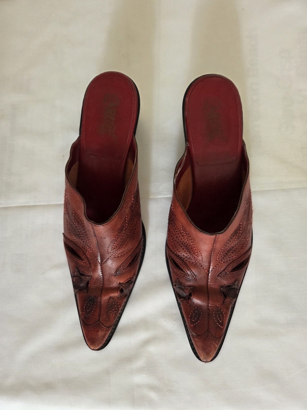 Women's Pointed Leather Mules in Burnt Orange